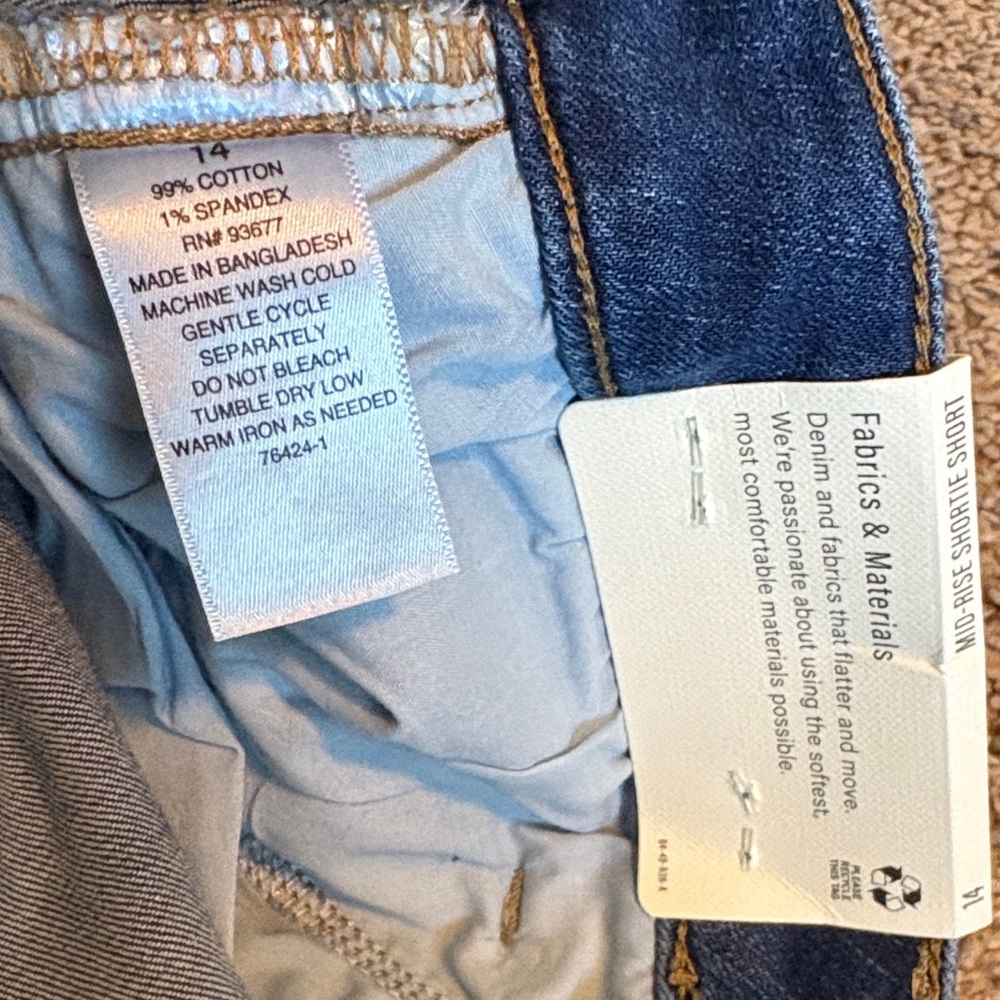 a.n.a Frayed Hem Blue Denim Shorts - Picture 5 of 5